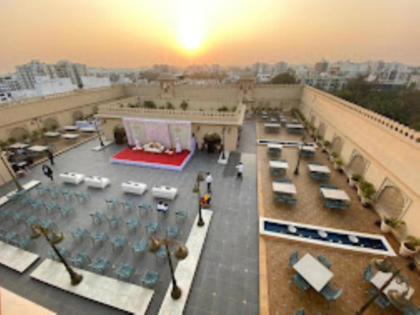 Laxminarayan Club & Resort Вадодара Экстерьер фото